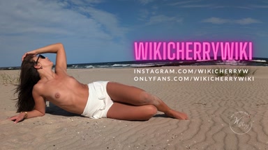 Mein Stiefbruder spioniert mich auf dem Balkon aus