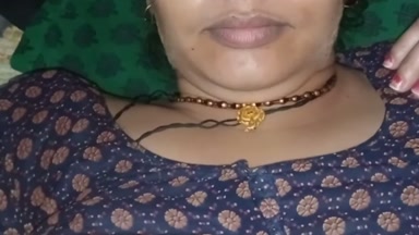 Geheimer Sex mit Stiefschwester in Missionarsstellung