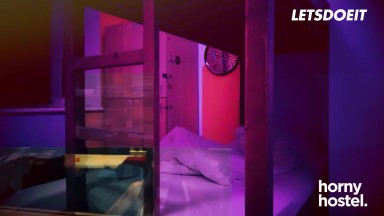 Silvia Dellai bietet den besten Spezial-Service für VIP Klienten Volle Szene