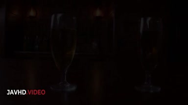 Tittenfickkönigin Yuwa Tokonas wildes Lächeln geht dem Creampie-Vergnügen voraus Ihre JAV-Fans sehnen sich nach MILF