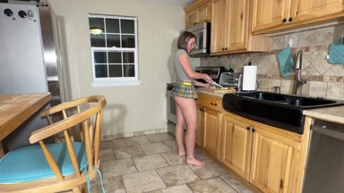 Ehemann bringt Freund für schlampige heiße Frau nach Hause