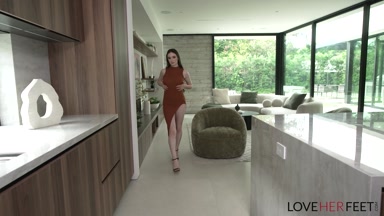 POV Füße necken mit Hazel Moore