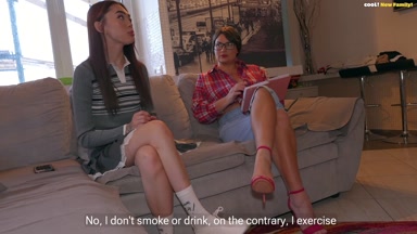 Petite Asian Teen für meinen lieben Stiefsohn! Stiefmutter bringt neuer Babysitterin bei, den Schwanz ihres Stiefsohns z