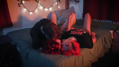 Von beiden Seiten - Deutscher Amateur Dreier mit Strap On